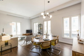 Elegant & Sophisticated Campo Ourique by GT House